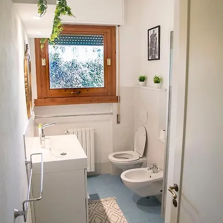 شقة Rita's House - A Little Forest In The City *