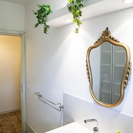 Rita's House - A Little Forest In The City * Florencia